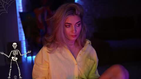 Allie online show from 10.26.25