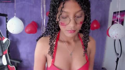 Snapshot of allis0n_ik chatting on 02.15.25 ALLIS0N IK online show from 02.15.25