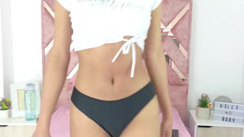 Snapshot of allis0n_ik chatting on 09.23.25 ALLIS0N IK online show from 09.23.25