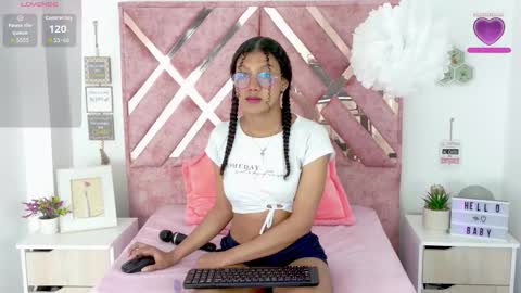 Snapshot of allis0n_ik chatting on 10.15.25 ALLIS0N IK online show from 10.15.25