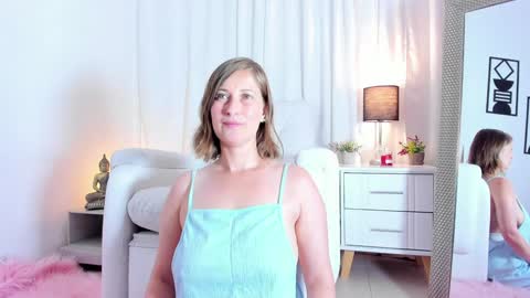 Snapshot of allison_01stone chatting on 02.01.25 Allison online show from 02.01.25