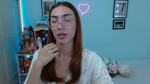   online show from 02.05.25