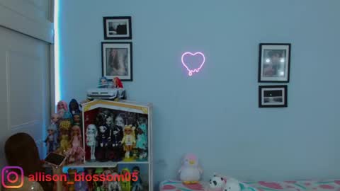   online show from 02.26.25