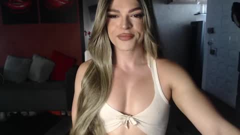 Allison Victoria online show from 05.15.26