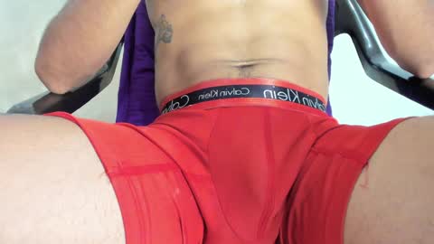 Snapshot of allisonjustingb chatting on 01.12.25 AllisonJustin online show from 01.12.25