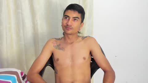 Snapshot of allisonjustingb chatting on 02.13.25 AllisonJustin online show from 02.13.25