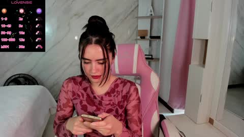 Snapshot of allisonpalmer chatting on 03.09.25 Allison Palmer online show from 03.09.25