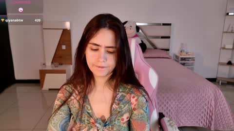 Snapshot of allisonpalmer chatting on 09.10.25 Allison Palmer online show from 09.10.25