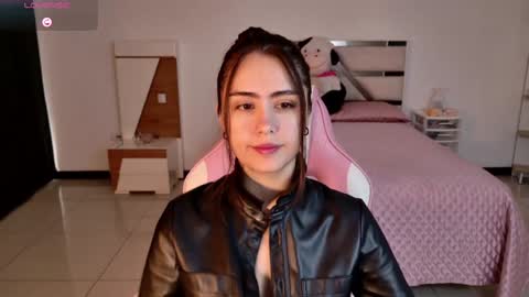 Snapshot of allisonpalmer chatting on 09.28.25 Allison Palmer online show from 09.28.25