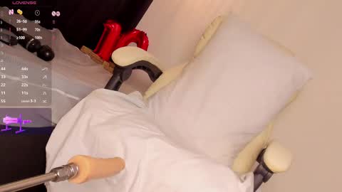 Alli  online show from 03.04.25