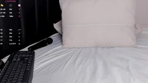 Alli  online show from 03.11.25