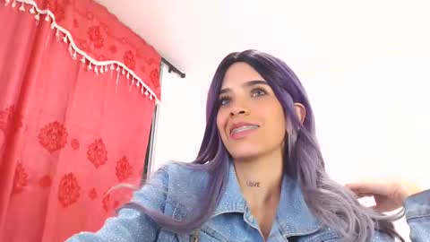 Salome  online show from 02.17.25