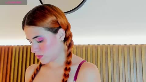 Snapshot of alliss_ginger_ chatting on 02.18.25 A L L I S S online show from 02.18.25