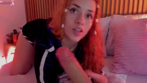 Snapshot of alliss_ginger_ chatting on 10.20.25 A L L I S S online show from 10.20.25