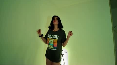 Snapshot of allisson_rose chatting on 09.20.25 Alli online show from 09.20.25