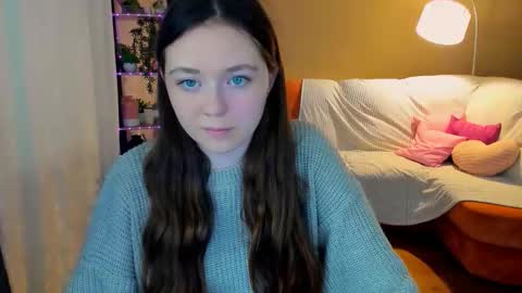 Snapshot of alluringeyess chatting on 09.12.25 alluringeyess online show from 09.12.25