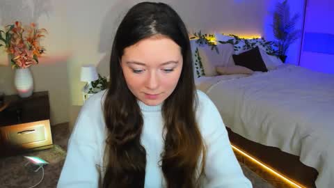 Snapshot of alluringeyess chatting on 10.01.25 alluringeyess online show from 10.01.25