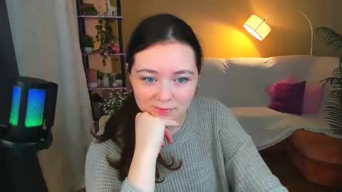 Snapshot of alluringeyess chatting on 10.22.25 alluringeyess online show from 10.22.25