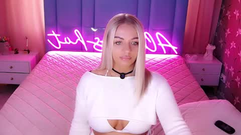 AlwaysHot online show from 04.01.26