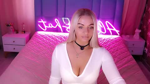 AlwaysHot online show from 04.04.26