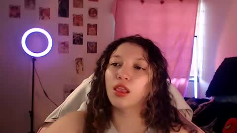 Snapshot of ally_donfort chatting on 06.10.26 Ally online show from 06.10.26