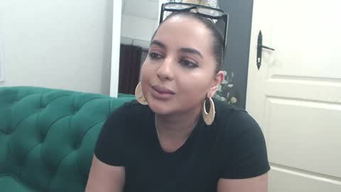         online show from 04.18.26