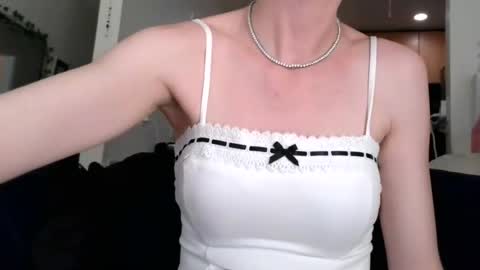 Ally Girl In Her Ally World online show from 07.14.26