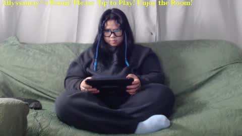 Allyssamay online show from 01.12.25