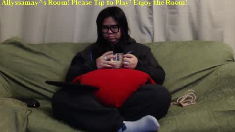 Allyssamay online show from 01.13.25