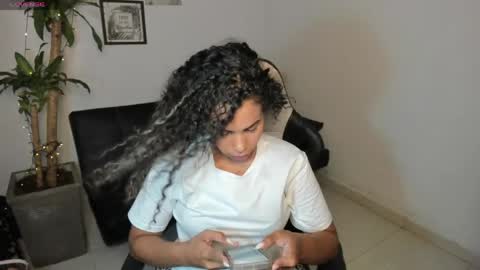 allyssann online show from 04.25.26
