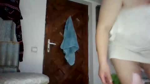 Snapshot of alma_amy chatting on 03.03.26 Alma online show from 03.03.26