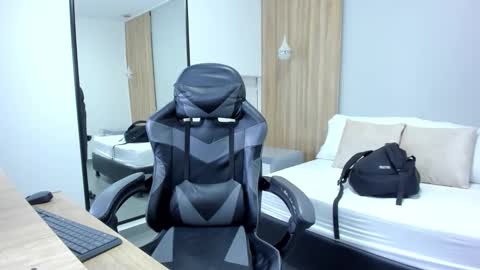 ALMA FENIX  online show from 01.14.26