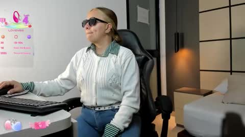 ALMA FENIX  online show from 02.05.26