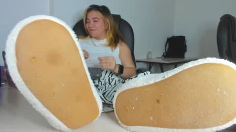 ALMA FENIX  online show from 04.05.26