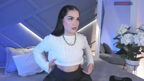 Mia online show from 06.15.26