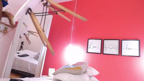 almacollins 09 online show from 01.13.26