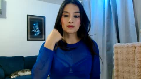 Snapshot of almaglow chatting on 07.20.26 Alma online show from 07.20.26