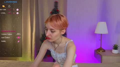 Snapshot of almawood chatting on 12.31.24 almawood online show from 12.31.24