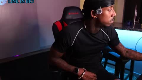 Almightycnote online show from 07.11.26