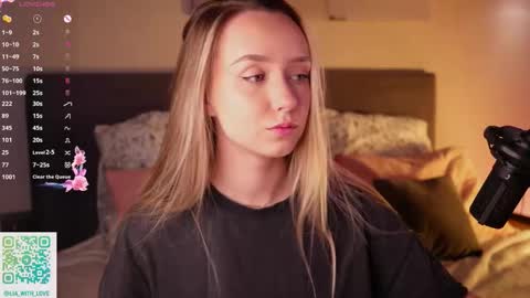 Lia online show from 12.02.25