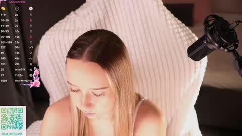 Lia online show from 02.04.26