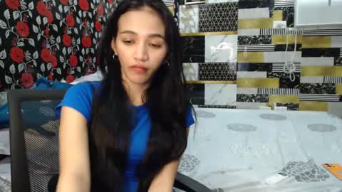 Snapshot of alondra_aleng_ereng chatting on 01.10.25 Alondra online show from 01.10.25