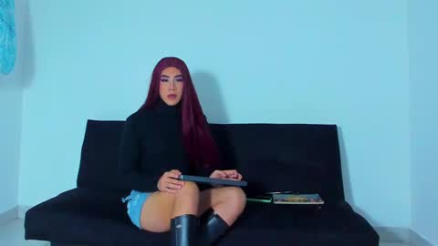 Hazel Bowie online show from 03.09.25