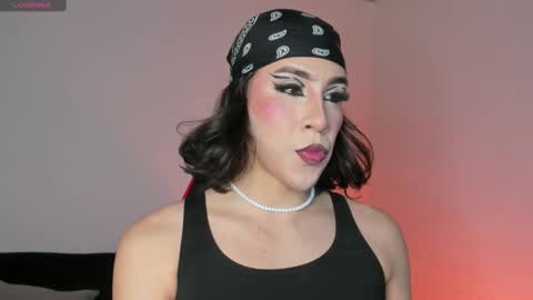 Hazel Bowie online show from 12.16.25