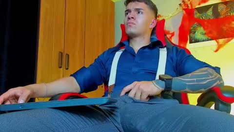 alpha_dominus_ online show from 10.22.25