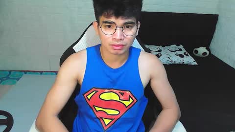 Snapshot of alpha_rider chatting on 10.23.25 Angelo online show from 10.23.25