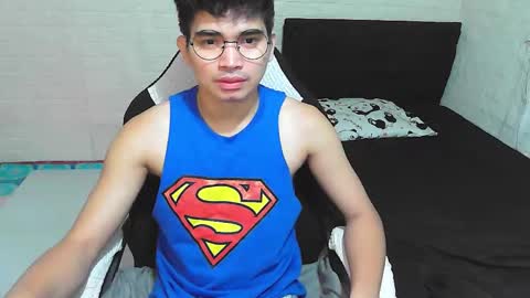 Snapshot of alpha_rider chatting on 11.17.25 Angelo online show from 11.17.25