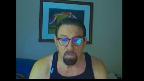 Snapshot of alphablue_wolf1295 chatting on 10.01.25 alphablue_wolf1295 online show from 10.01.25