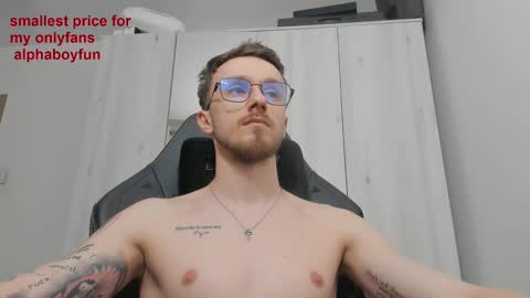 Snapshot of alphaboyfun chatting on 03.12.25 Andi online show from 03.12.25