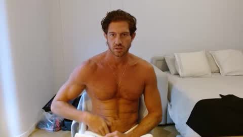 alphahung23 online show from 10.20.25